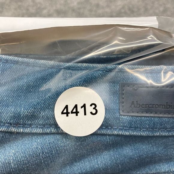 Abercrombie & Fitch Signature Collection Rip + Repair Ankle Straight Jeans - Picture 11 of 11